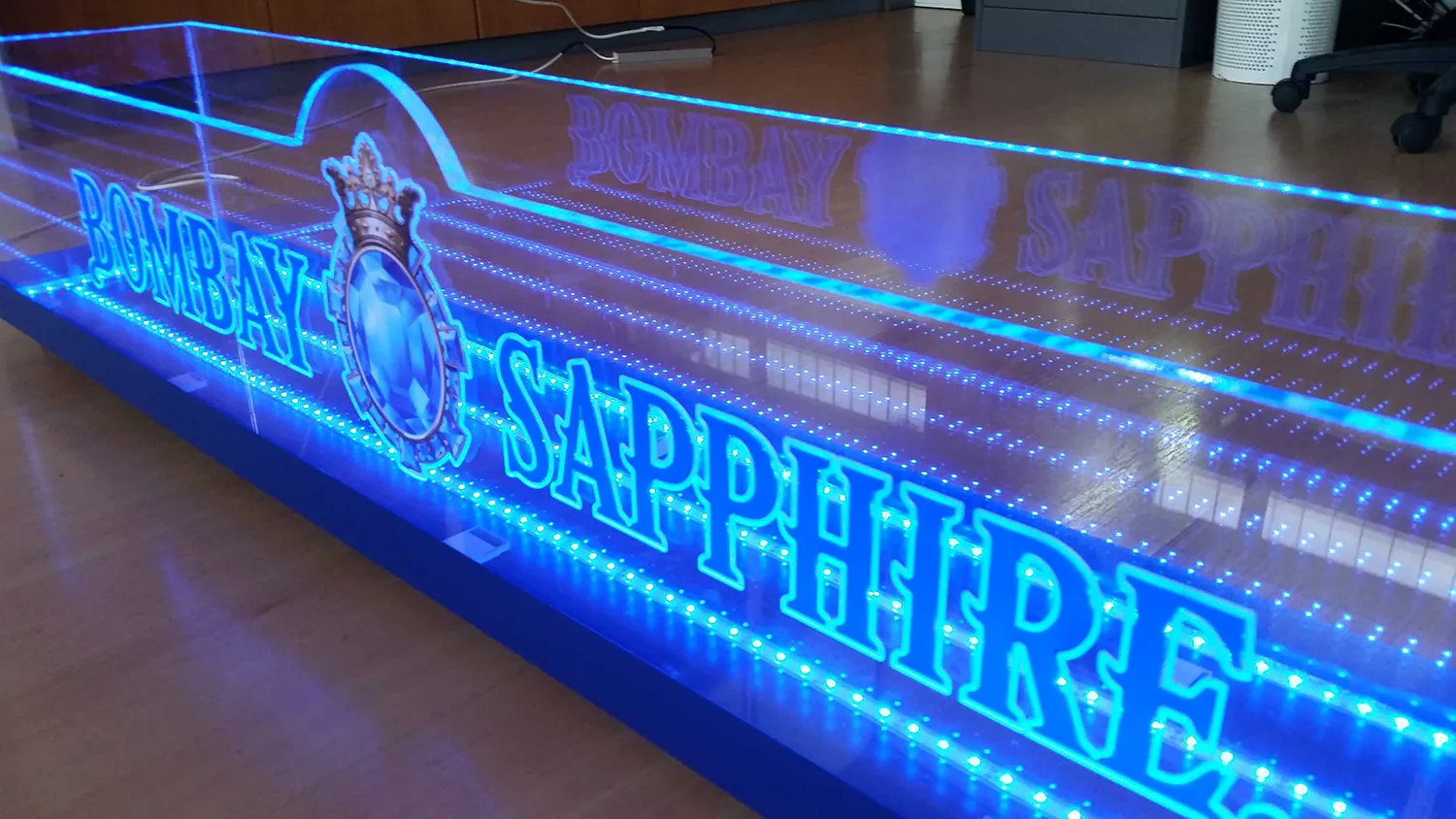 Bombay Sapphire LED Ice bucket – Technical study